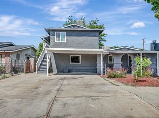 853 N Cypress St, Woodlake, CA 93286
