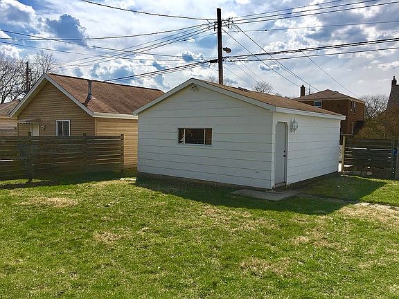 Yard with 2 Car Garage