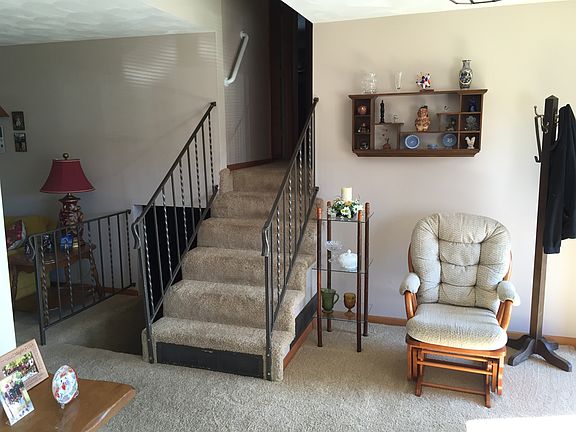 5th image of 111 Freeman Ct