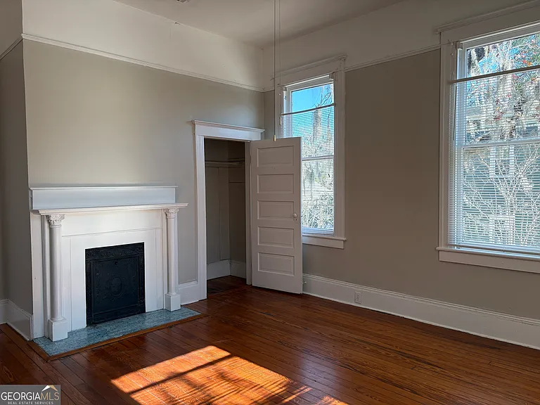 836 E Henry St #C — Photo 14