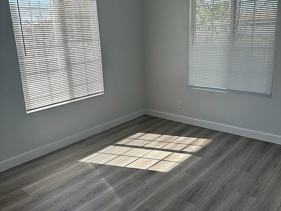 5th image of 4670 N Midsite Ave