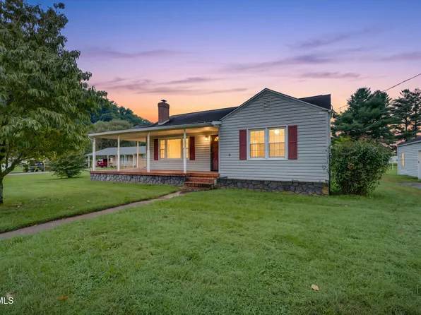 103 Baird Ln, Elizabethton, TN 37643