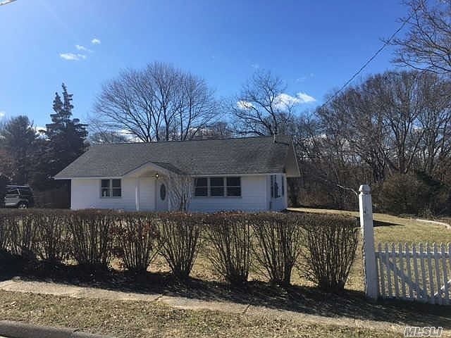 1st image of 22 Lindner Pl