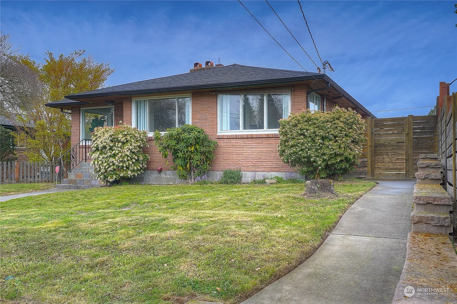 4109 N Huson Street photo 1