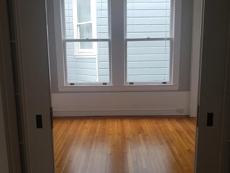 251 Ashbury St #12 — Photo 7