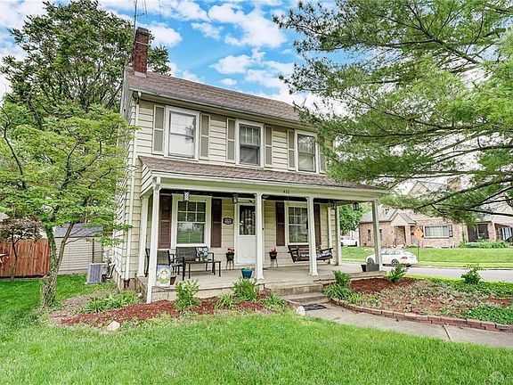 3rd image of 410 Aberdeen Dr