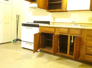 211 Cato St #1A, Woonsocket, RI 02895