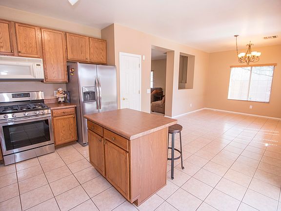 5th image of 4240 E Babbling Brook Dr