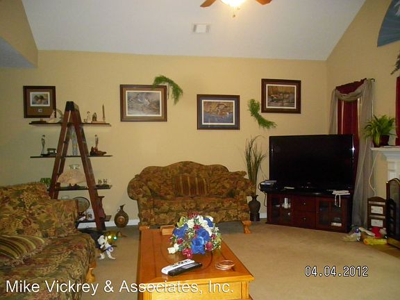 5th image of 1267 Creek Bend Dr