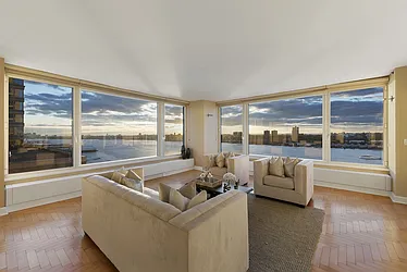 Rented by Nest Seekers International