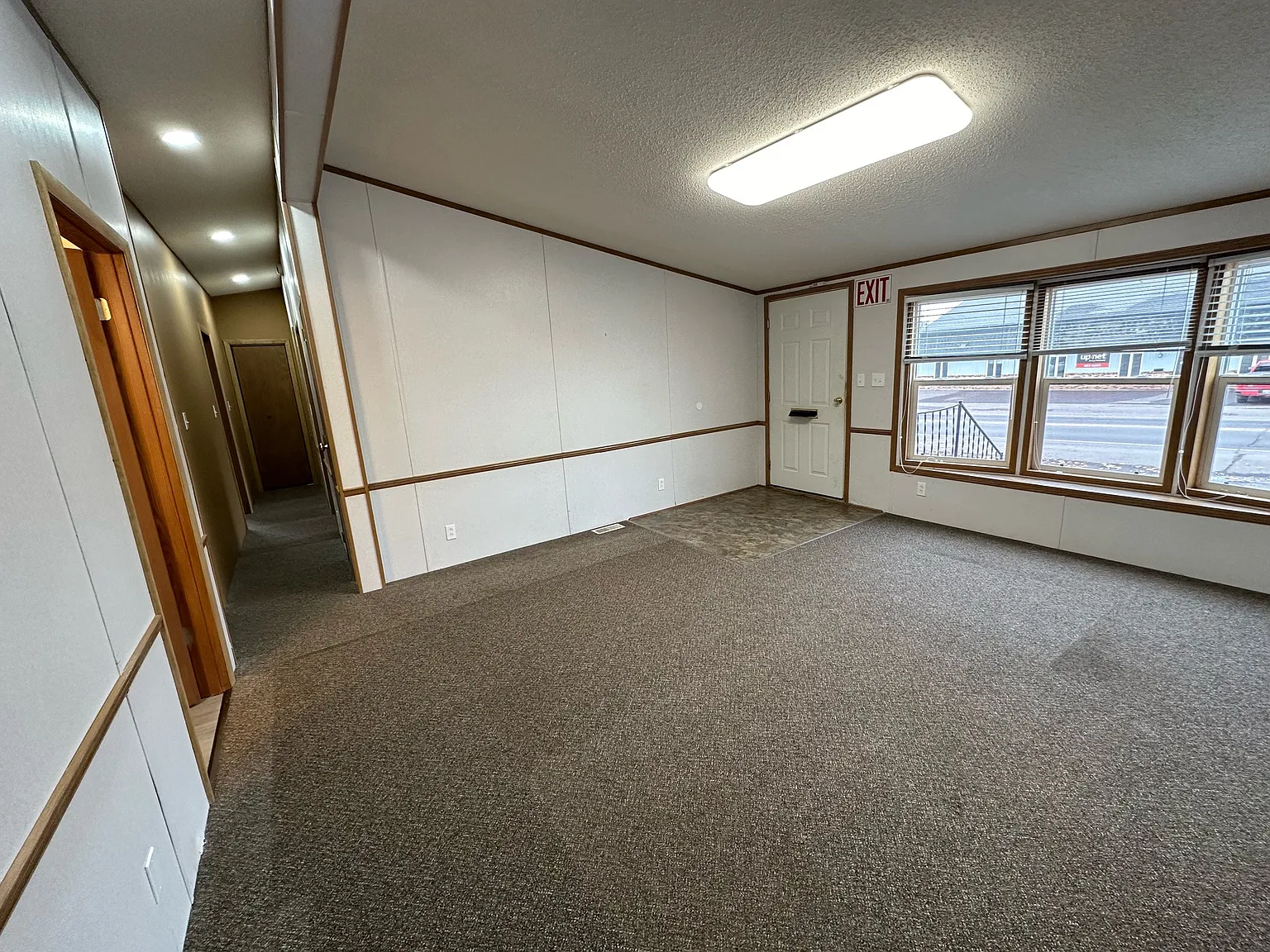 1 bed, 1500 sqft, $490 — Photo 2