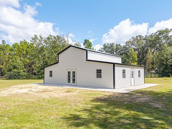 2nd image of 2982 SW County Road 18