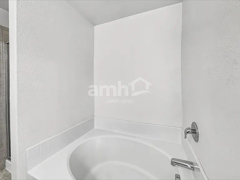 8960 Blackhaw St — Photo 13