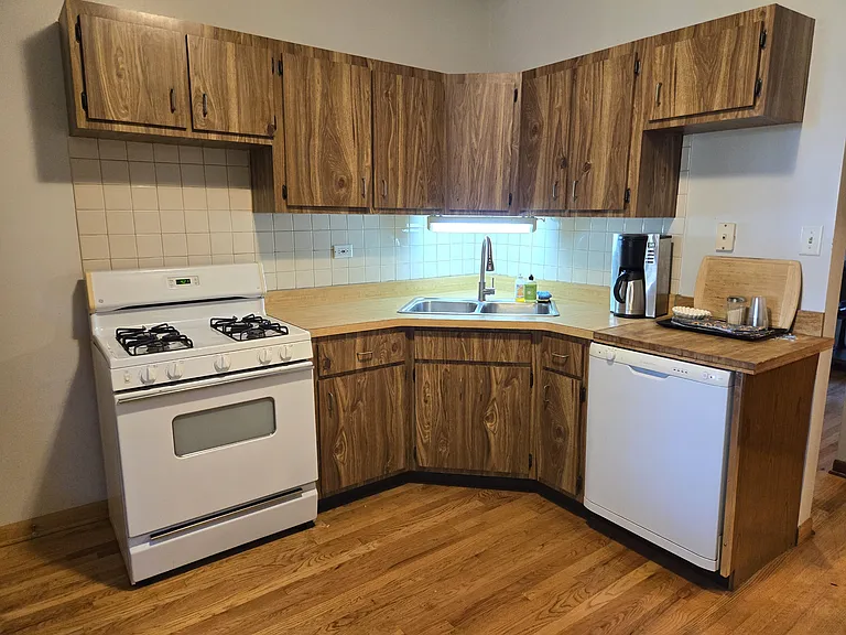 2307 W Cortez St #1 — Photo 4