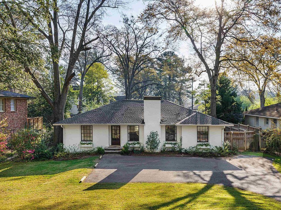 1st image of 229 Beech Cir