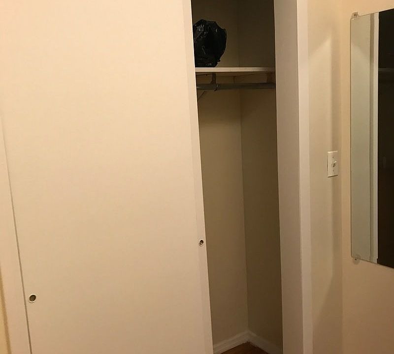 1st image of 127 E 110th St APT 4RN