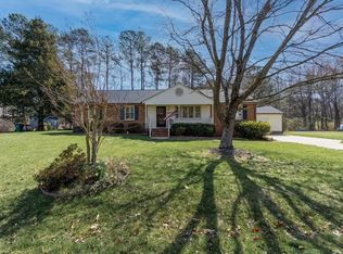 9709 Fordwych Dr, North Chesterfield, VA 23236