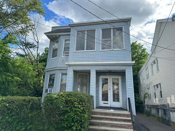 900-902 Chancellor Ave, Irvington, NJ 07111