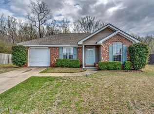 130 Cedar Spring Cir, Pearl, MS 39208
