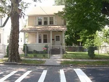 558 S 8th Ave photo 1