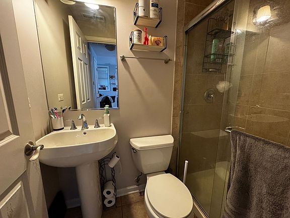 5th image of 3217 N Karlov Ave APT 2