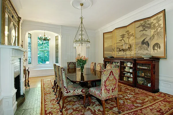 Sold by Corcoran | media 14