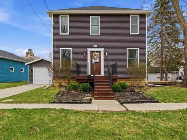 333 S Main St, Columbus, WI 53925