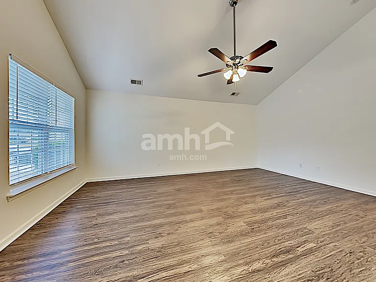 1037 Steelechase Ln — Photo 8