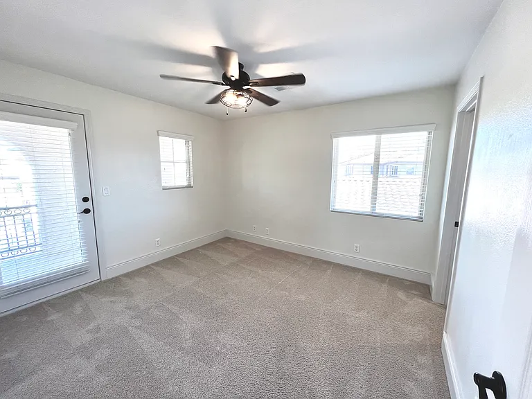 7140 Charter Crest St — Photo 67