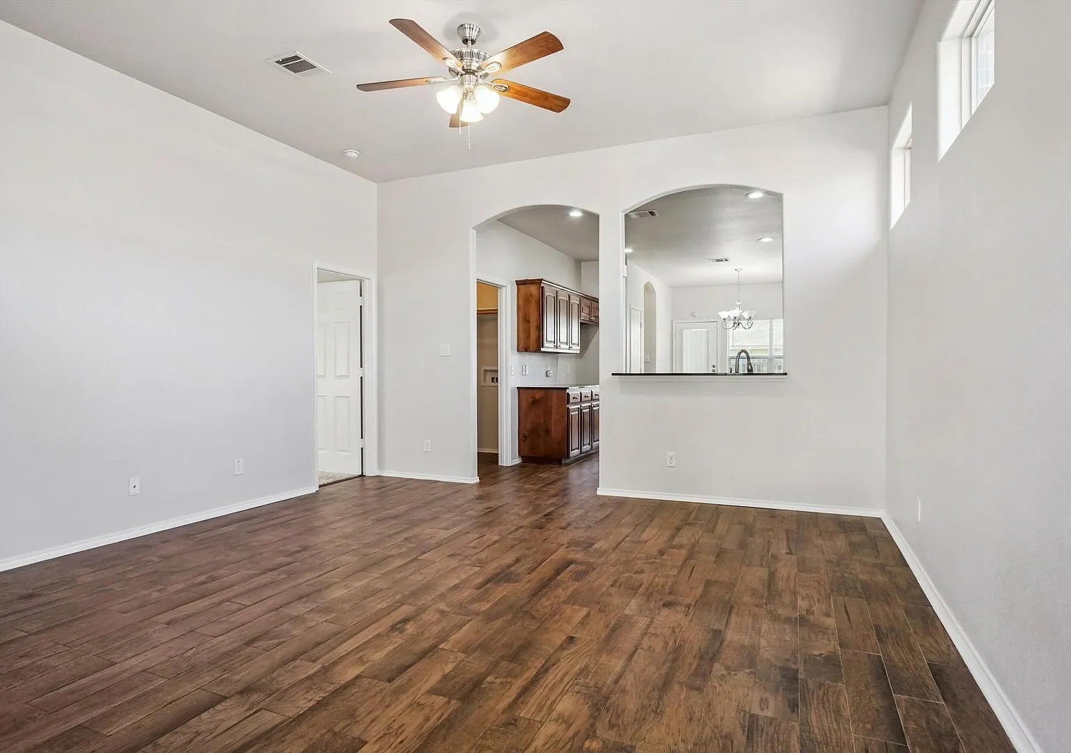 Beautiful Home in Twin Mills close to Bailey Boswell - Eagle Mountain ISD — Photo 4