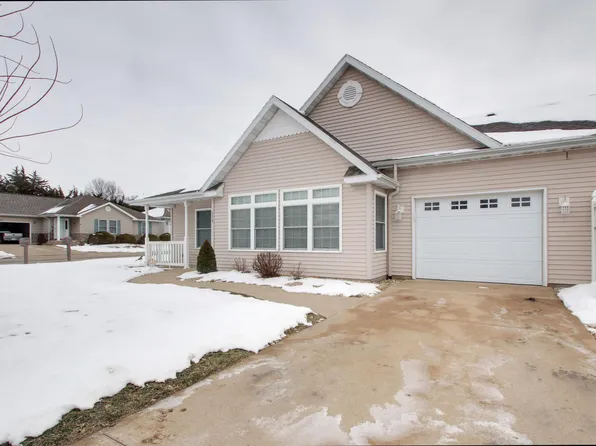 2610 N 13th St, Quincy, IL 62305