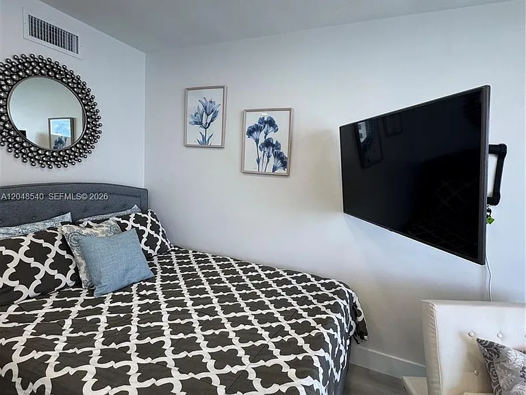 2501 S Ocean Dr #Penthouse 05 — Photo 14