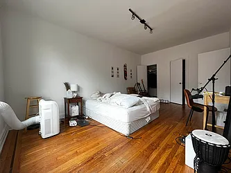 Rented by Lang Realty LLC