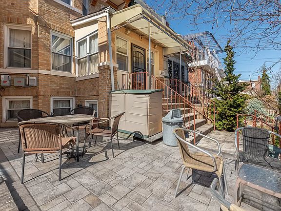 3rd image of 2226 29th St