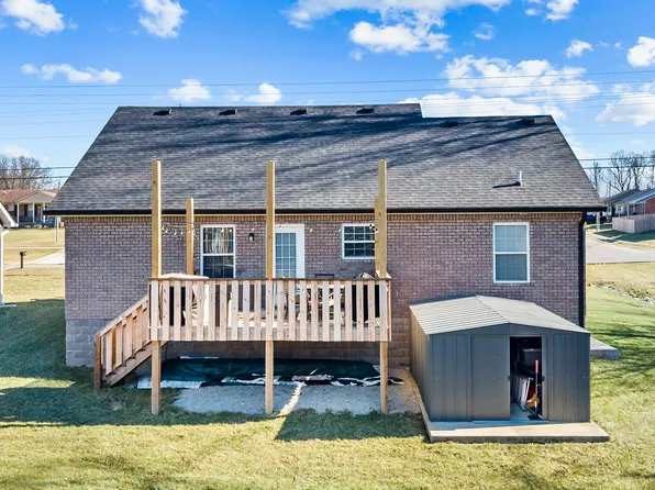 414 Susannah Ave, Bardstown, KY 40004