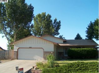 1800 Rolling View Dr, Loveland, CO 80537