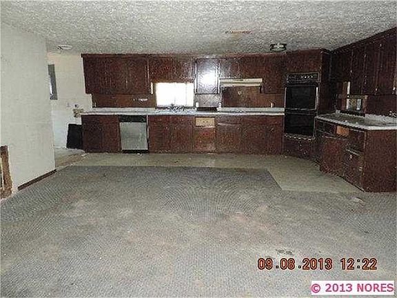 4th image of 633 N 4428th
