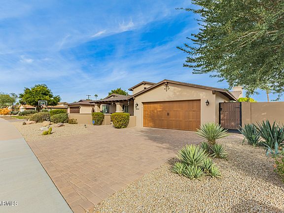 3rd image of 8562 E TURNEY Avenue
