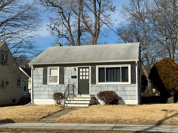 106 Holcomb Avenue, Stamford, CT 06906