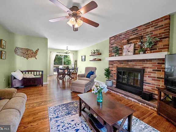 3rd image of 534 Southview Ave