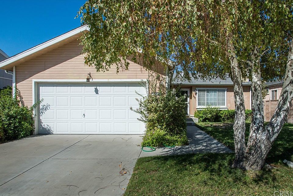 1st image of 20015 Cottonwood Dr