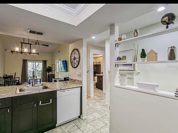 5th image of 7848 Niagara Ave #7848