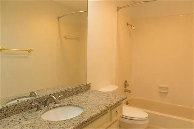 10010 Sagegreen Dr — Photo 11
