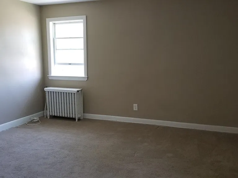683 Avenue E #2 — Photo 6