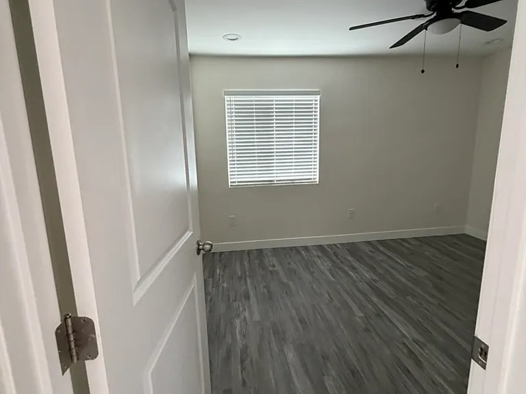 331 W Walnut Ave #1 — Photo 16