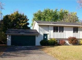 5545 Asbury St, Shoreview, MN 55126