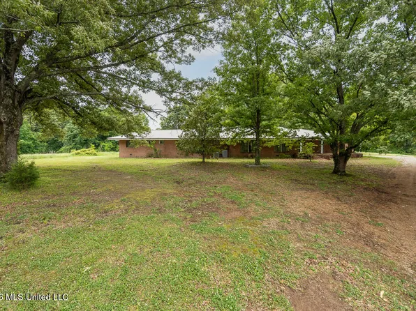 6667 Star Landing Rd, Lake Cormorant, MS 38641
