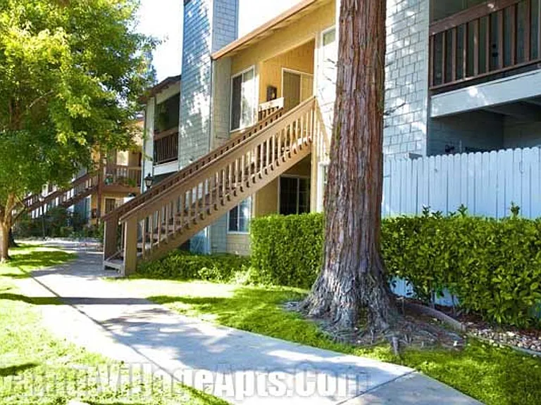 Walnut Village — Photo 34
