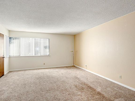 5th image of 7227 Madison Ave