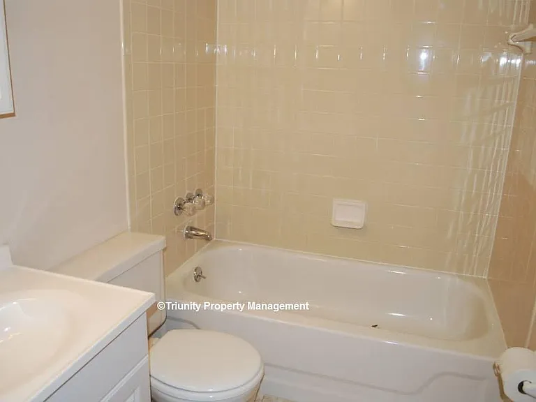 5491-5513 Kenneylane Blvd — Photo 21